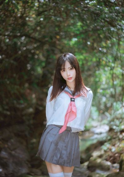 欧美短发烫发女_BD韩语HD高清在线观看